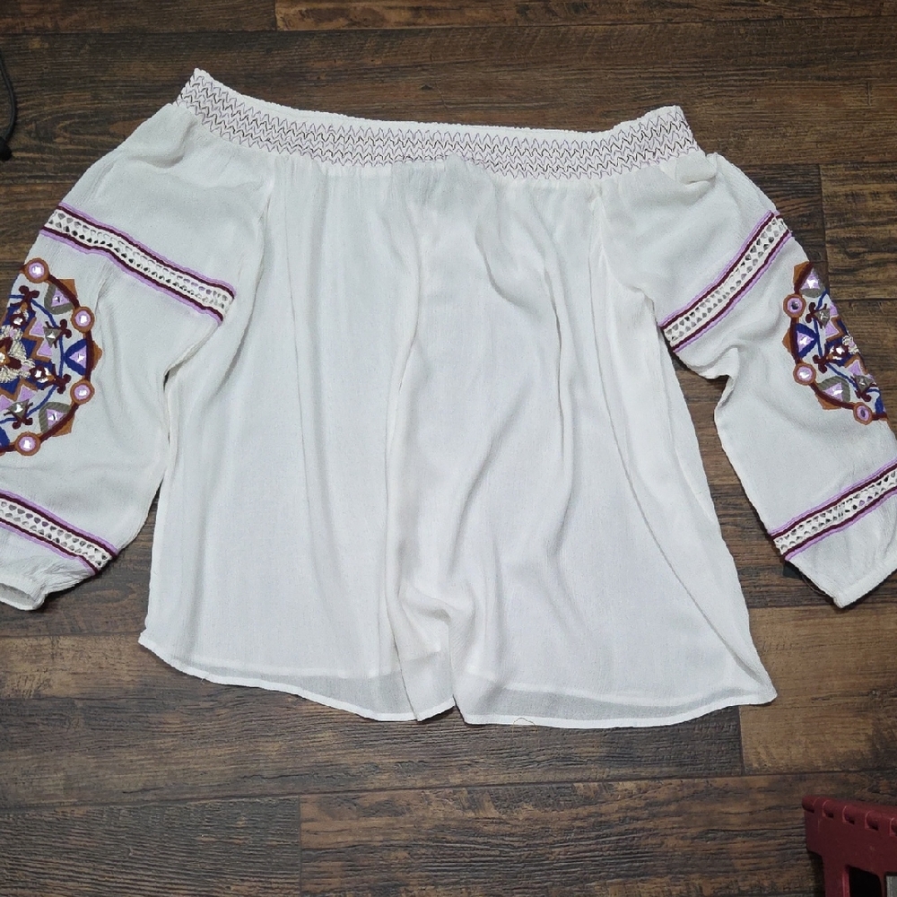 INC International Concepts White Embroidered Blouse